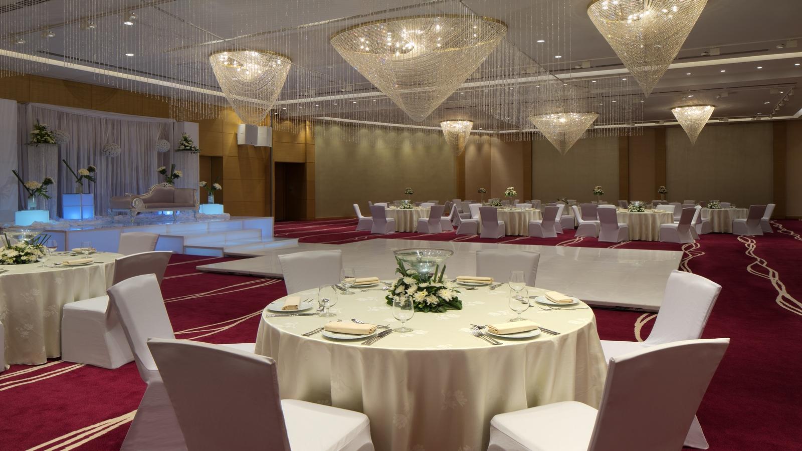 Hotel Le Meridien Airport 5*