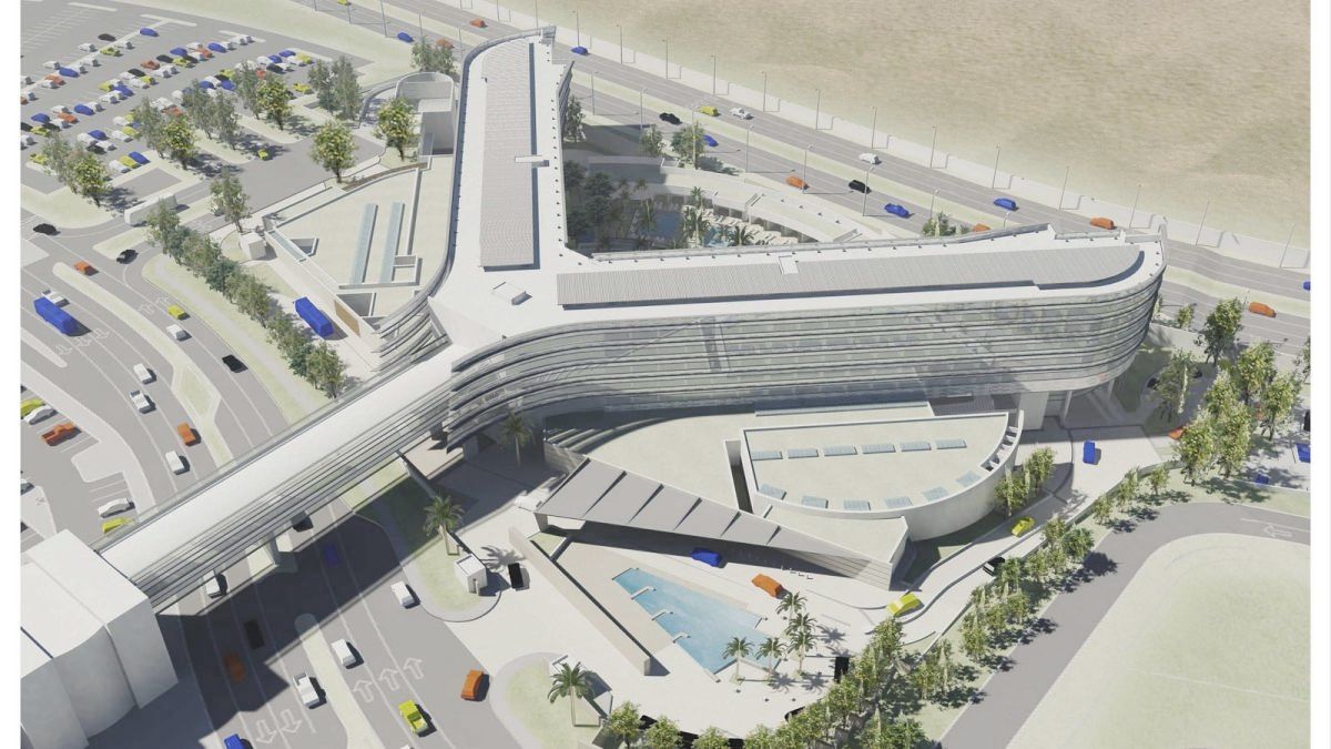 Le Meridien Airport Hotel 5*